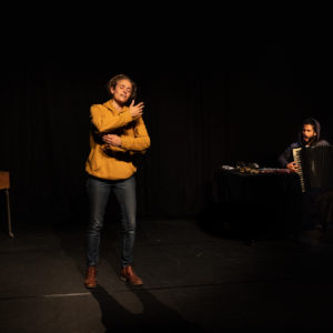 spectacle "Une peau plus loin"